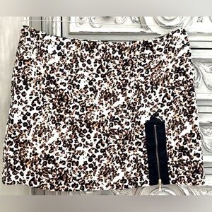 Allyson Whitmore Skort Sz 22 Leopard Print with Zipper Accent Golf Athleisure